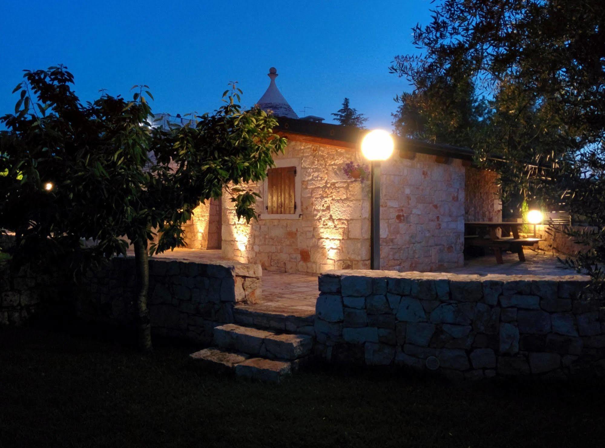 Il Giardino Degli Ulivi Bed & Breakfast Castellana Grotte Exterior photo